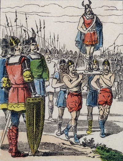 Vid Childeric I:s död valdes hans son Clovis till kung av Salians Francs som bar honom på bålverket medan han turnerade i lägret (gravyr) av Unknown artist