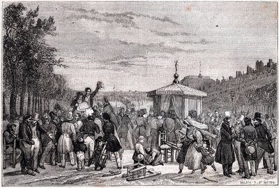 Läsning av domarna publicerade i tidningen Moniteur i trädgårdarna på det kungliga slottet i Paris 26 juli 1830 under inbördeskrig - revolution 1830 - av Unknown