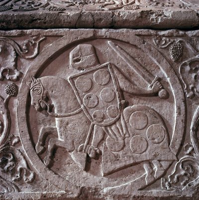 Sarkofag av riddaren av palatsfamiljen (troligen Hugh av palatset), detalj av den nedre reliefen. marmor. 1292. Toulouse, Jakobinska kyrkan av Unknown artist