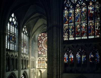 Fönster i målat glas och rosett av katedralen i Troyes av Unknown artist