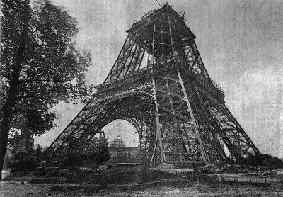 State of the Eiffel Tower i juli 1888 i "" ungdomens tidning "" från 1888. av Unknown artist