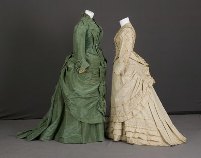 Trousseau klänning av Unknown artist