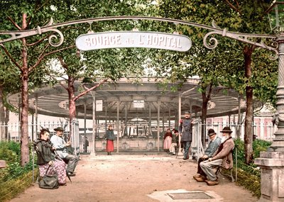 Utsikt över sjukhuset i Vichy: Sjukhusets källa. Photochrome sd. v. 1890. av Unknown artist
