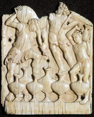 Kanas bröllop: "" tjänarna fyller med vatten sex krukor som Jesus Kristus ska förvandla till vin""" Utskuren elfenbenstavla. 1000-talets London, Victoria and Albert Museum av Unknown artist