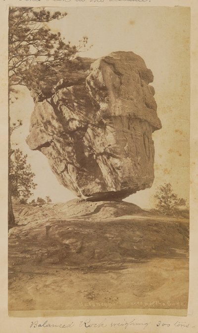 Balanced Rock. Gudarnas trädgård av Unknown artist