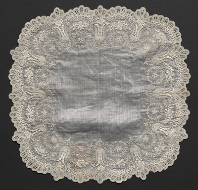 Broderad näsduk av Unknown artist