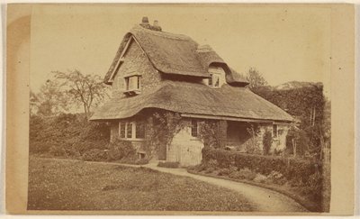[Utvändig vy över Dutch Cottage, Blaise Hamlet] av Unknown artist