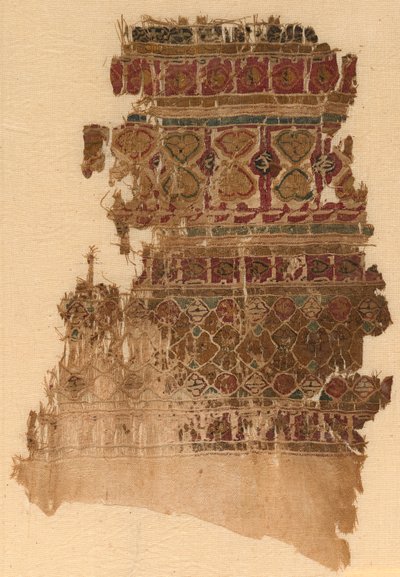 Fragment av textil i Tiraz-stil av Unknown artist