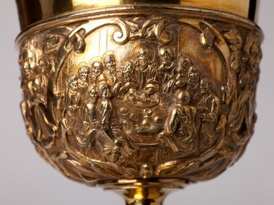 Metallsmide. Bägare. Gåva av kanon A. Le Vaillant de la Bassarderie, dekanus för katedralkapitlet 1726 till 1758. 1700-talet. Detalj. av Unknown artist