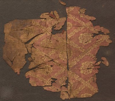Flera fragment (några ihopsydda) av Unknown artist