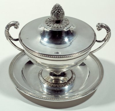 Silverkopp med topp av en kotte. 1789-1809. Se. National Renaissance Museum av Unknown artist