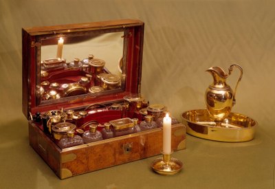 Reseförnödenheter till toaletten. 1700-tals privatsamling av Unknown artist