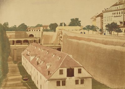 [Vy från vattenverket till krutmagasinet och broarna till gamla och nya Kärntnertorportarna] av Unknown artist