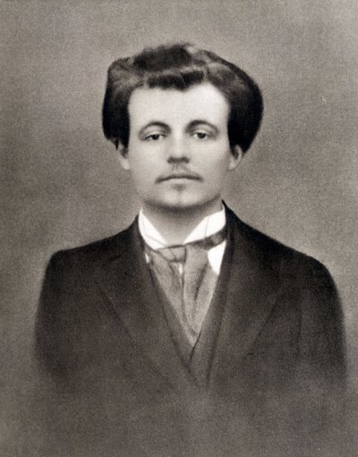 Alfred Jarry, ca 1900 (svartvitt foto) av Unknown photographer
