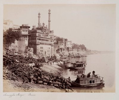 Aurangzebs moské, Benares, ca 1885 (sepiafoto) av Unknown photographer