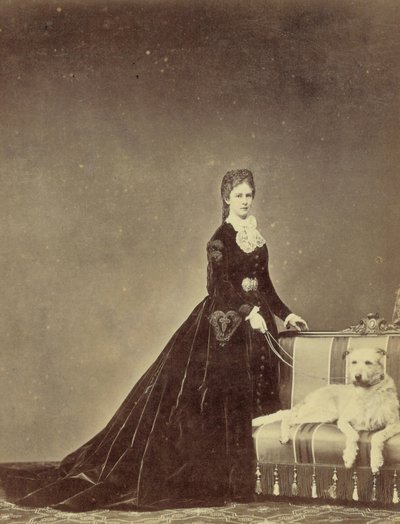 Elisabeth, kejsarinna av Österrike och drottningkonsort av Ungern (24 december 1837 - 10 september 1898) (foto) av Unknown photographer