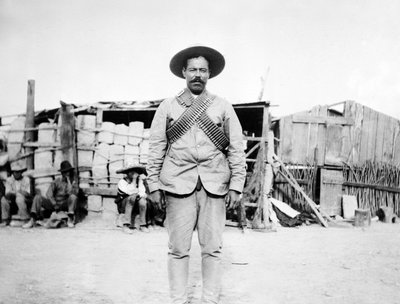 Francisco Villa alias Pancho Villa (1878-1923) general i den mexikanska revolutionen av Unknown photographer