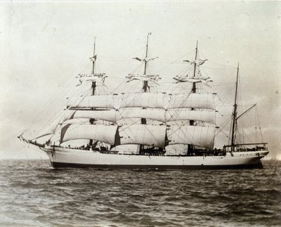 Franska segelbåten Emile Renouf utanför Le Havre 1897-07-02 Fotografering av Unknown photographer