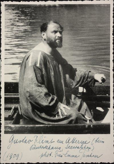 Gustav Klimt i roddbåten av Unknown photographer