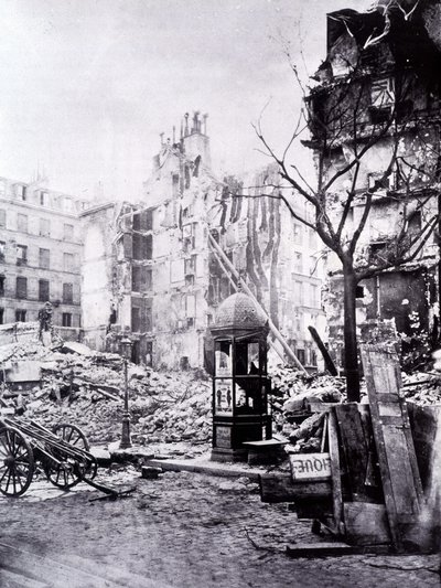 De stora verken i Paris: hörnet av Rue Royal och Rue du Fbg St Antoine av Unknown photographer