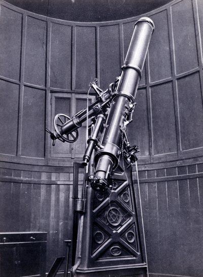 Teleskopet av Giovanni Virginio Schiaparelli (1835-1910) astrofysiker i Brera (Milano). Han observerade rätlinjiga konfigurationer på planeten Mars och kallade dem Marskanalerna (canali). av Unknown photographer