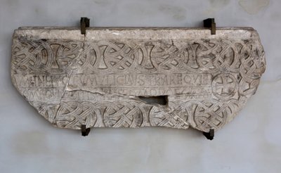 Sten med inskription och dekorationer (foto) av Venetian School