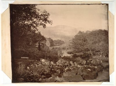 Utsikt från gräsmattan, Dennicanniby av Vernon Heath