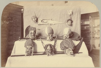 Pl. XIV. Masker etc.: Salomonöarna av Victor Prevost, Gaston L. Feuardent and Co., New York