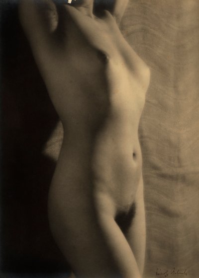 Kvinnlig nakenbild (svartvitt foto) av Vincenzo Balocchi