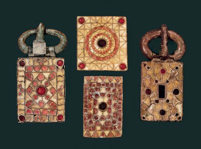 Metallörhängen dekorerade med guld och granat, 700-talet (guld och granat) av Visigothic
