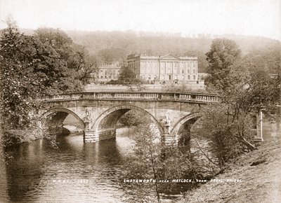 Chatsworth House och bron över floden Derwent, Derbyshire, 1853 av WR and S