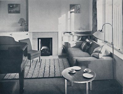 Elsa Booth - Vardagsrum som var planerat att rymma en flygelforte, 1939 av W. Dennis Moss