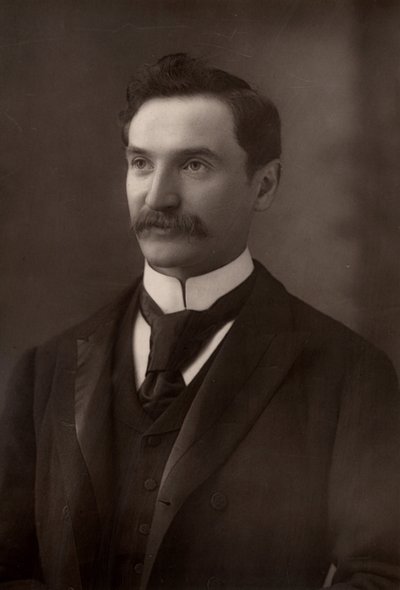 ""Solomon Joseph Solomon (1860-1927) engelsk porträtt- och väggmålare. Under första världskriget introducerade han användningen av kamouflage i den brittiska armén. (woodburytype) av W. and D. (after) Downey