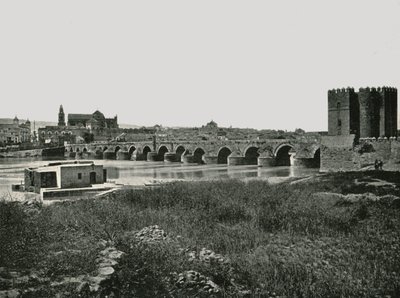Den romerska bron, Cordoba, Spanien, 1895. av W and S Ltd