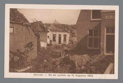 Borculo -- Efter cyklonen den 10 augusti 1925 av Weenenk and Snel