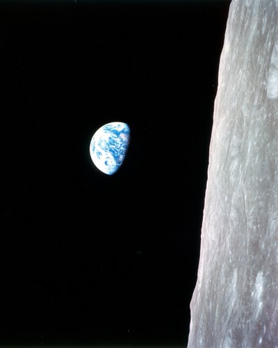 Earthrise - Apollo 8, 24 december 1968. av William A Anders