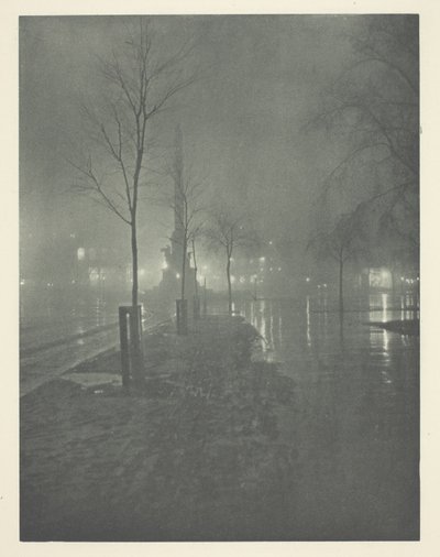 Wet Night, Columbus Circle, New York av William A. Fraser