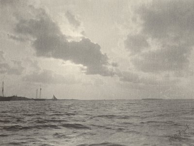 Solnedgång över vatten,1890-tal (foto) av William B. Post