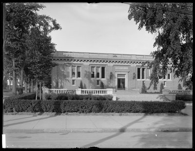 Elmhurst filial av Queens Borough Public Library; Ett Carnegie-bibliotek, ca 1910 av William Davis Hassler