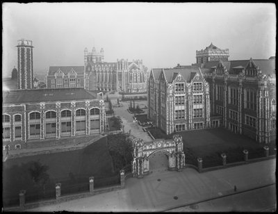 Högvinkelvy av campus vid City College i New York, New York City, 16 juli 1914 av William Davis Hassler