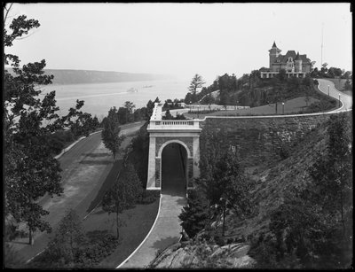 Tryon Hall, Billings Estate, Inwood, New York, ca 1914 av William Davis Hassler