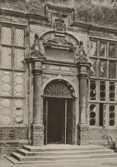 Doorway, Aston Hall, Warwickshire (s/v foto) av William Galsworthy Davie