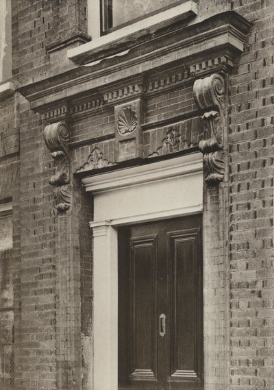 Doorway, Longbridge House, Farnham, Surrey (s/v foto) av William Galsworthy Davie
