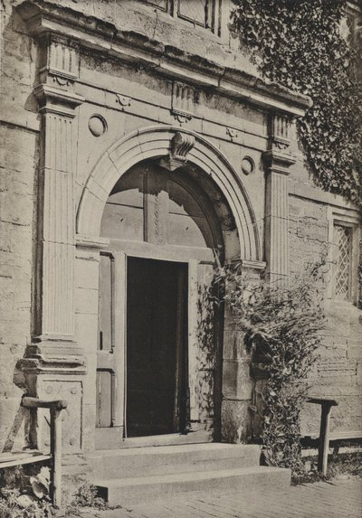 Doorway, Sackville College, East Grinstead (s/v foto) av William Galsworthy Davie