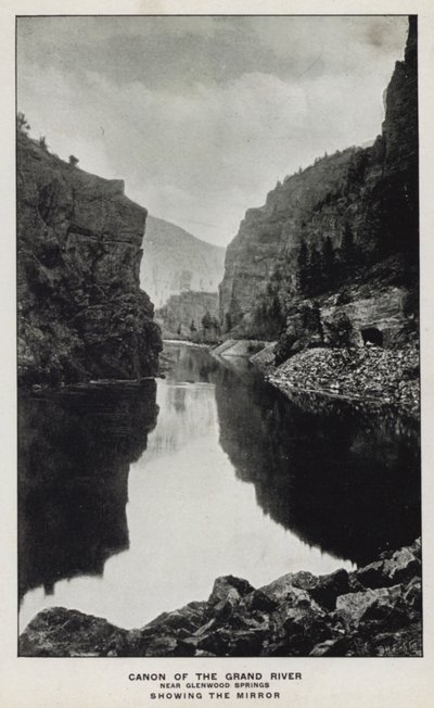 Canyons of Colorado: Canon of the Grand River, nära Glenwood Springs, Showing the Mirror (s/v foto) av William Henry Jackson