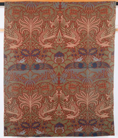 Påfågel en drake, handdränkt kypertgardin, Morris & Co., 1878 av William Morris