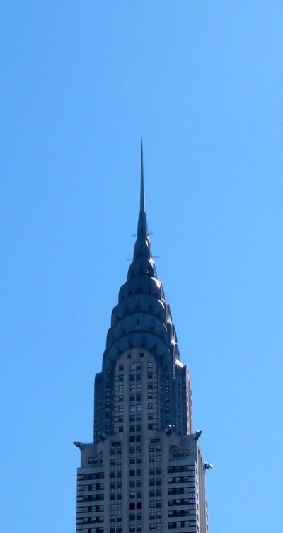Chrysler Building är en skyskrapa i Art Deco-stil i New York City, belägen på östra sidan av Manhattan. färdigställd 1930 av William Van Alen