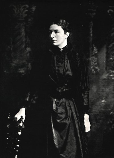 Mrs. Humphrey Ward, 1890, 1914. av William and Daniel Downey