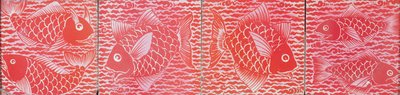 Kakel med fiskdesign (keramik) av William de Morgan