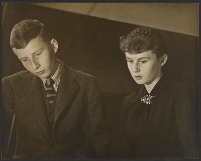 [Sandy och Belinda Brook] av Yasuo Kuniyoshi